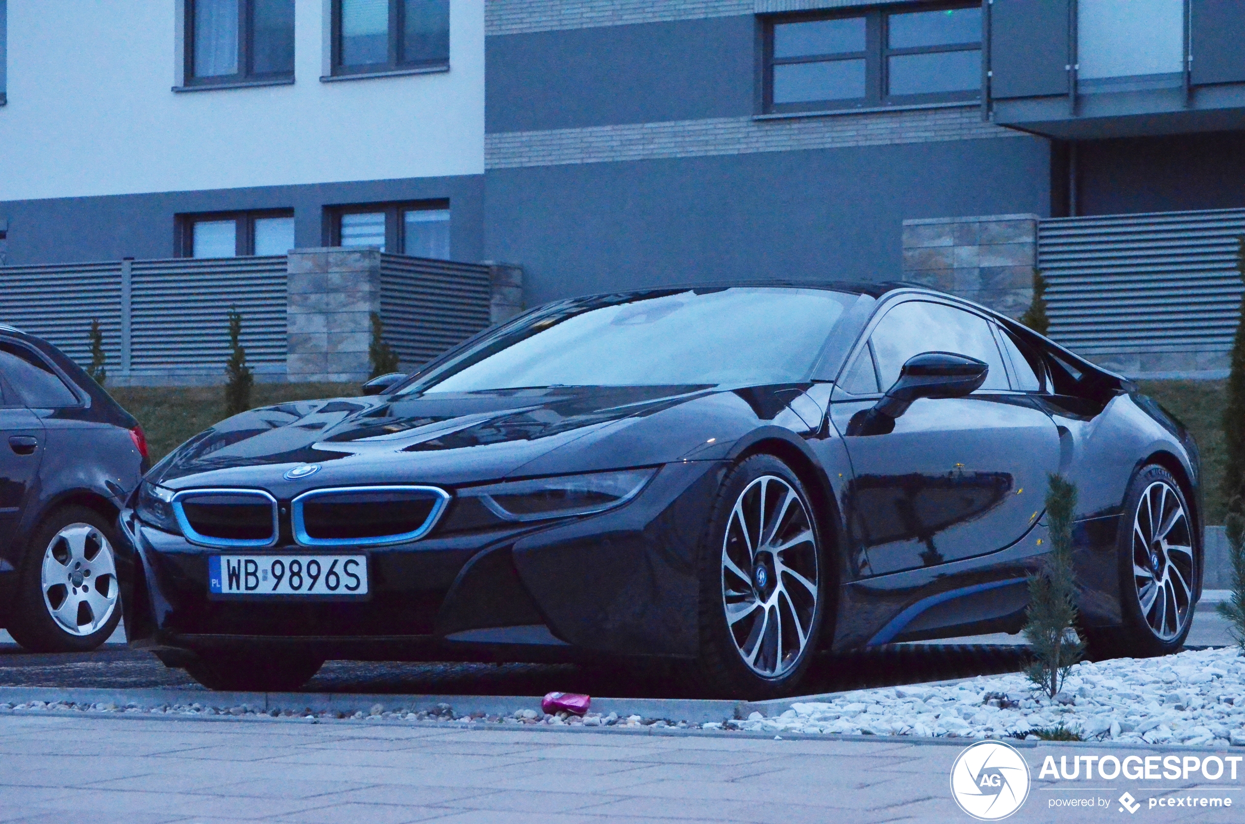 BMW i8