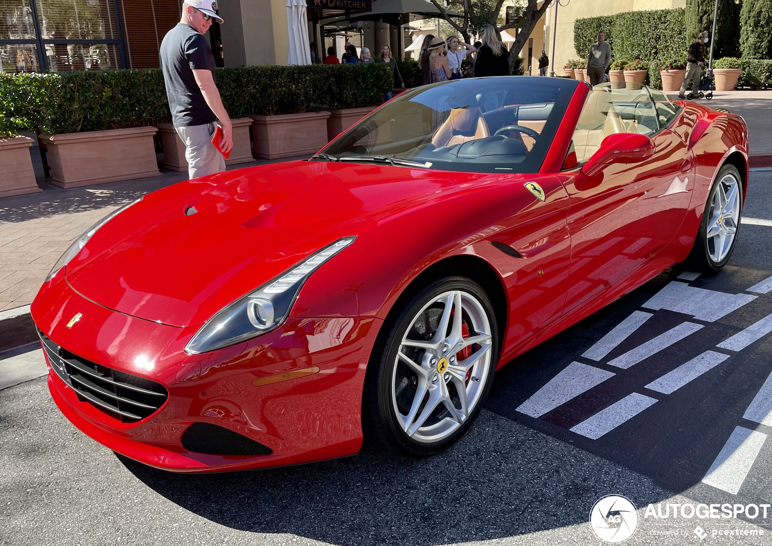 Ferrari California T