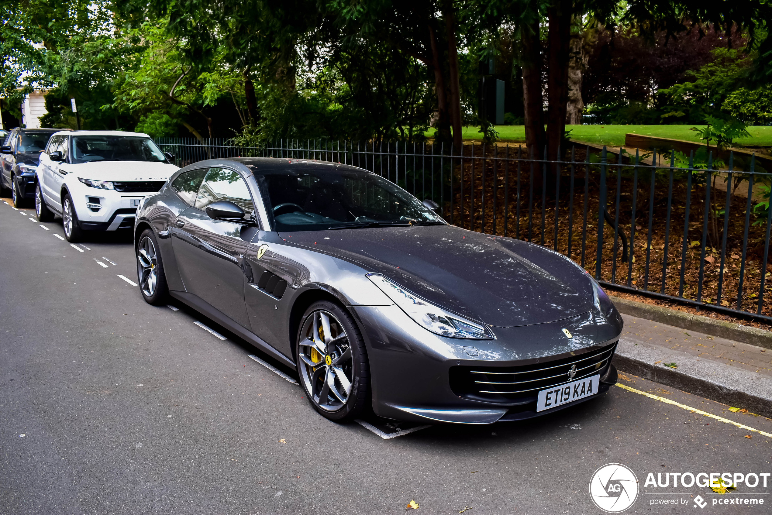 Ferrari GTC4Lusso T