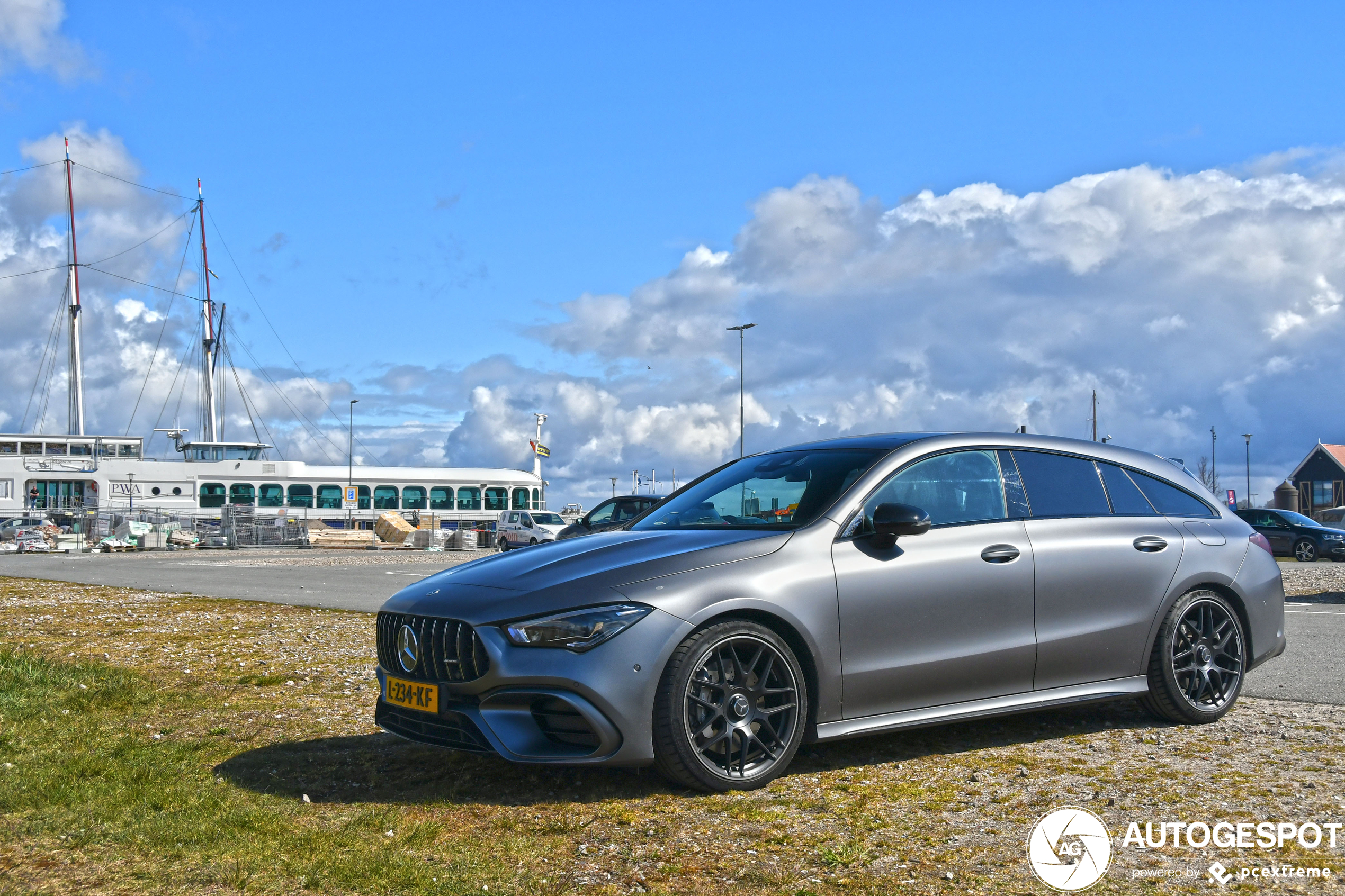 Mercedes-AMG CLA 45 Shooting Brake X118