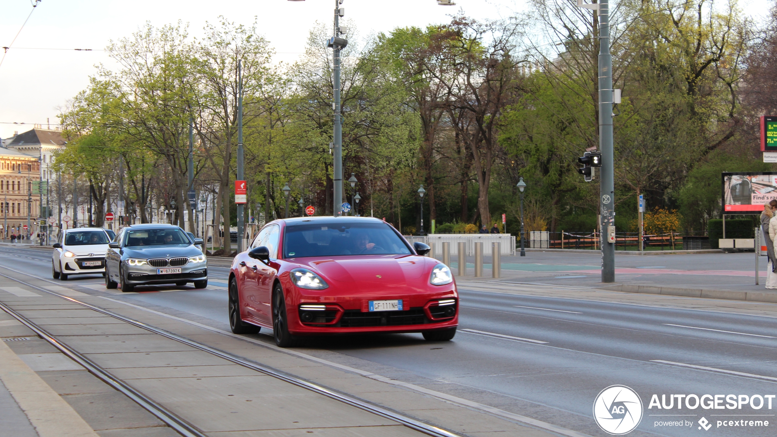 Porsche 971 Panamera GTS Sport Turismo