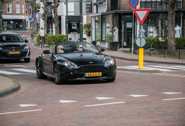 Aston Martin V8 Vantage Roadster