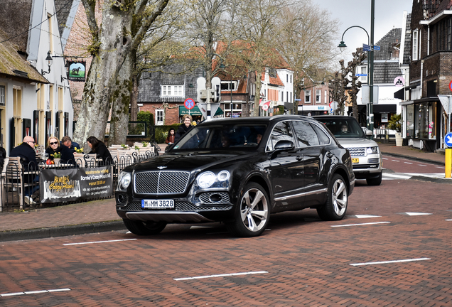 Bentley Bentayga V8