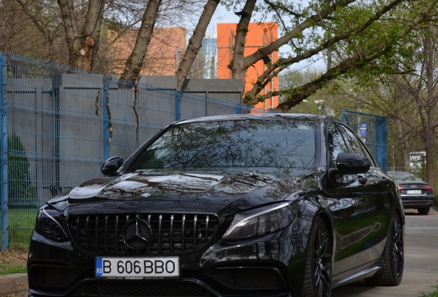 Mercedes-AMG C 63 S W205