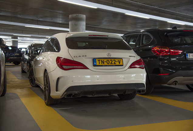 Mercedes-Benz CLA 45 AMG Shooting Brake