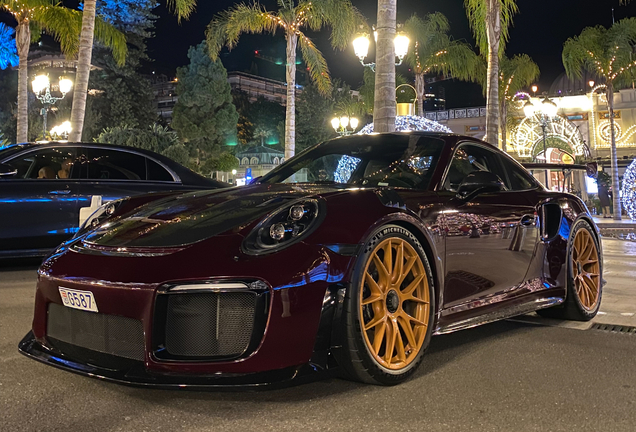 Porsche 991 GT2 RS Weissach Package