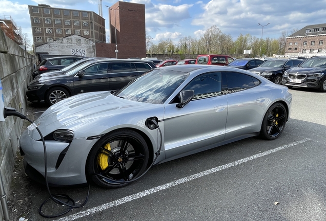 Porsche Taycan Turbo S