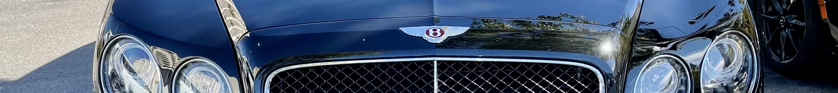 Bentley Flying Spur V8 S