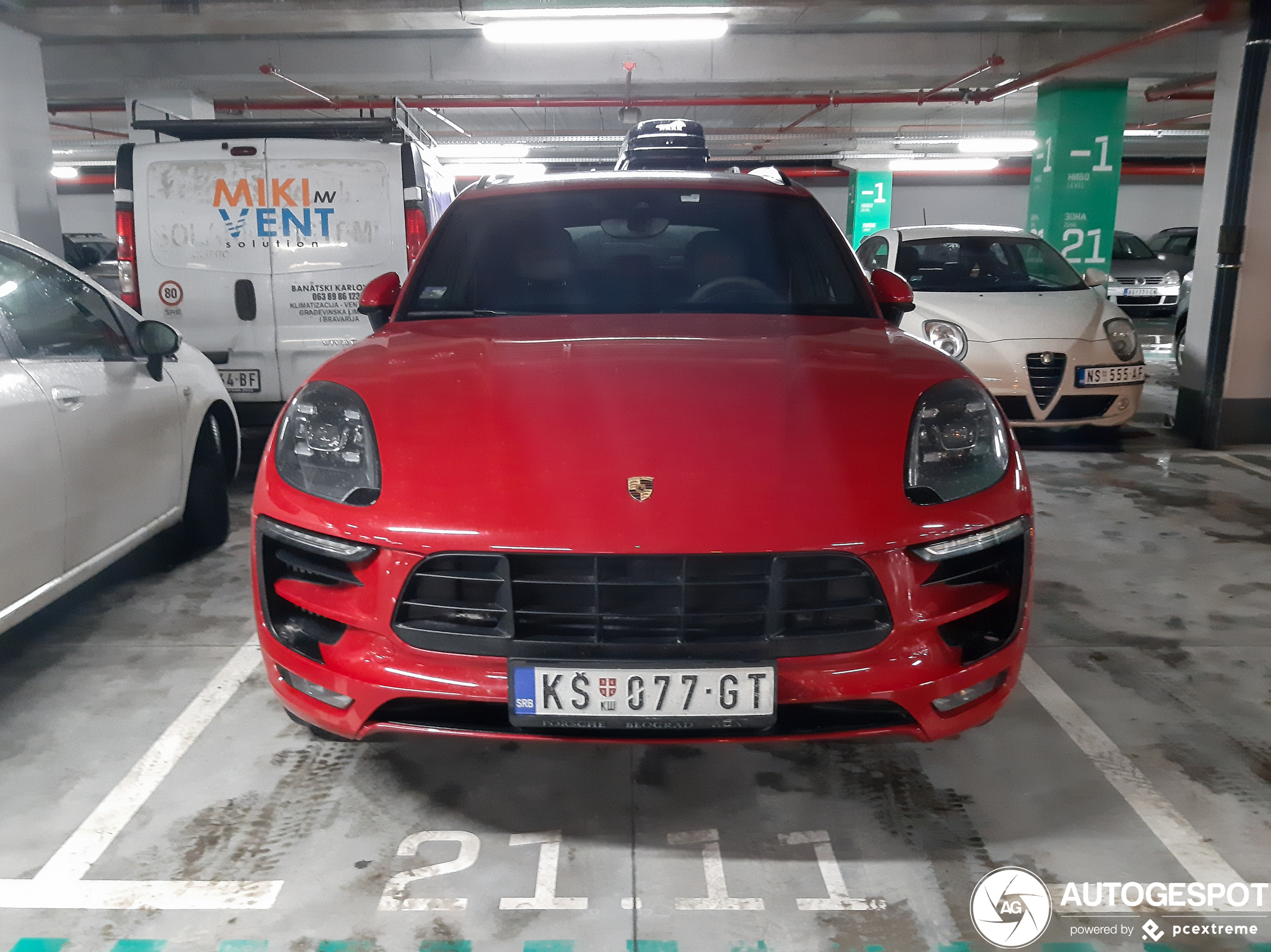 Porsche 95B Macan GTS