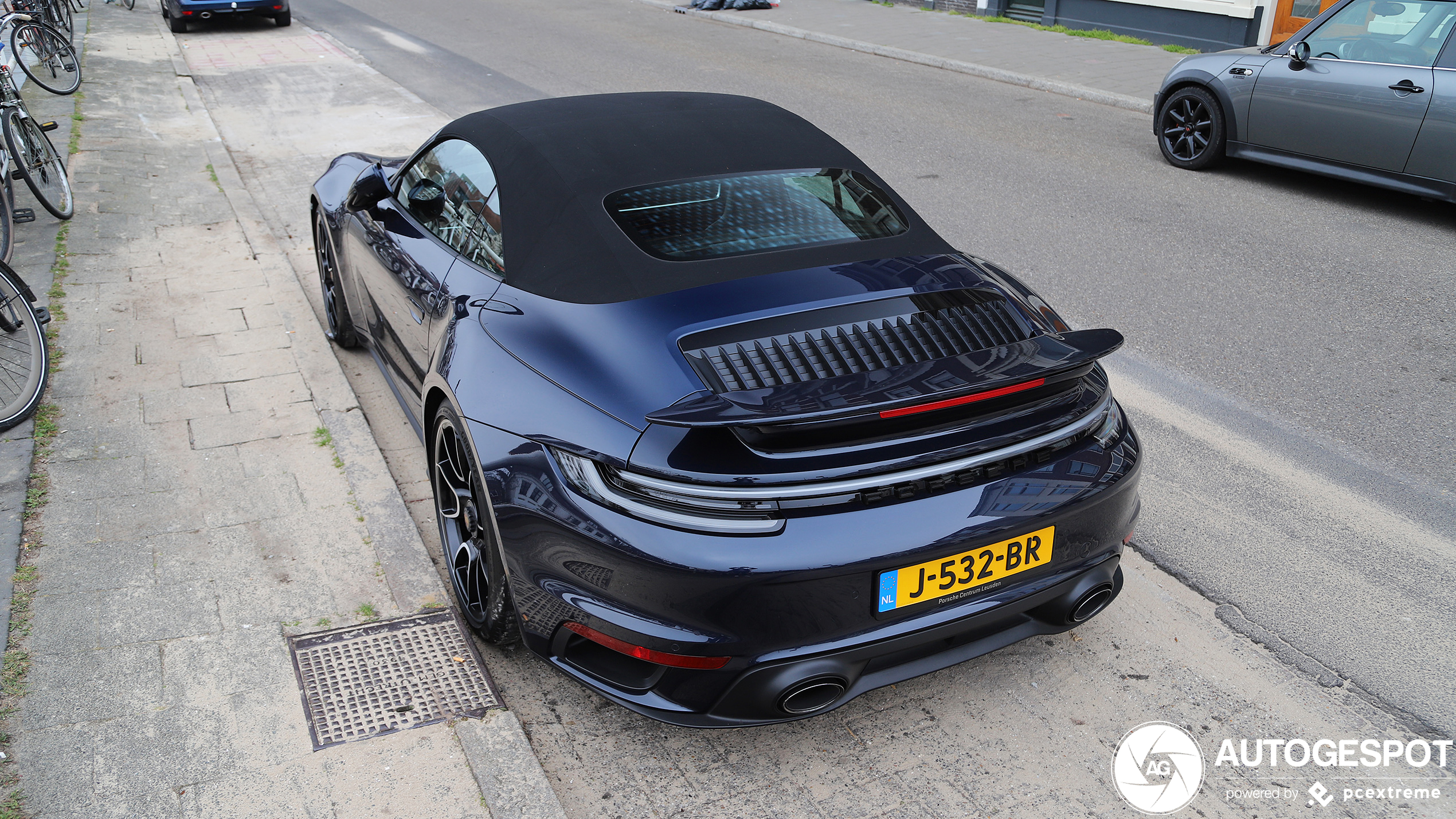 Porsche 992 Turbo S Cabriolet