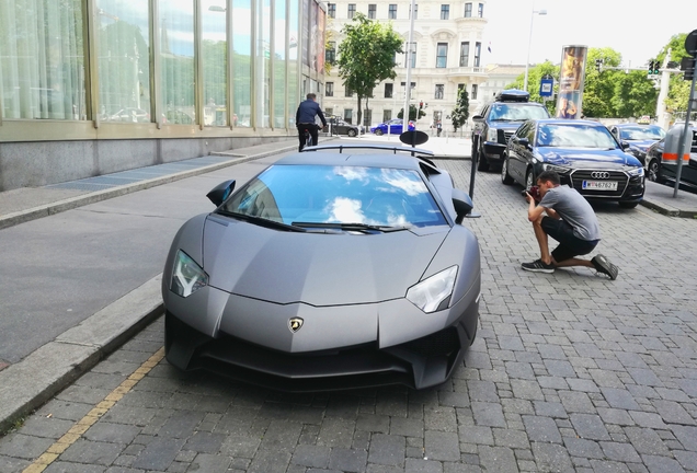 Lamborghini Aventador LP750-4 SuperVeloce Roadster