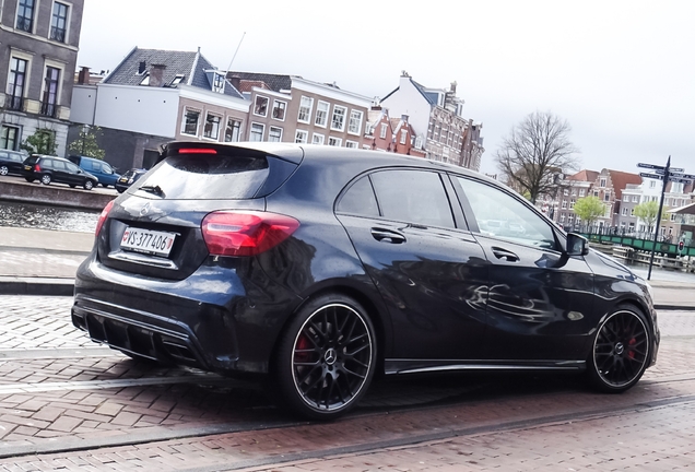 Mercedes-AMG A 45 W176 2015