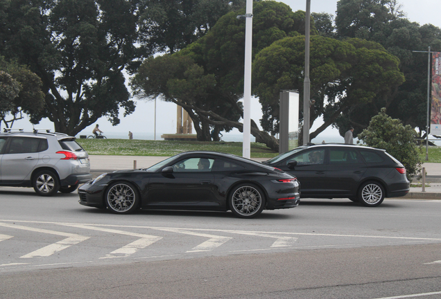 Porsche 992 Carrera 4S