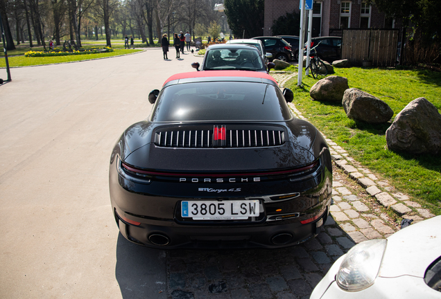 Porsche 992 Targa 4S