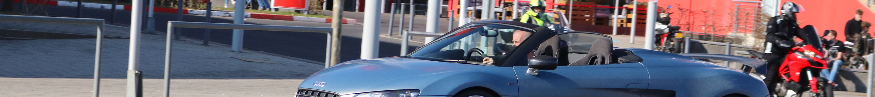 Audi R8 GT Spyder