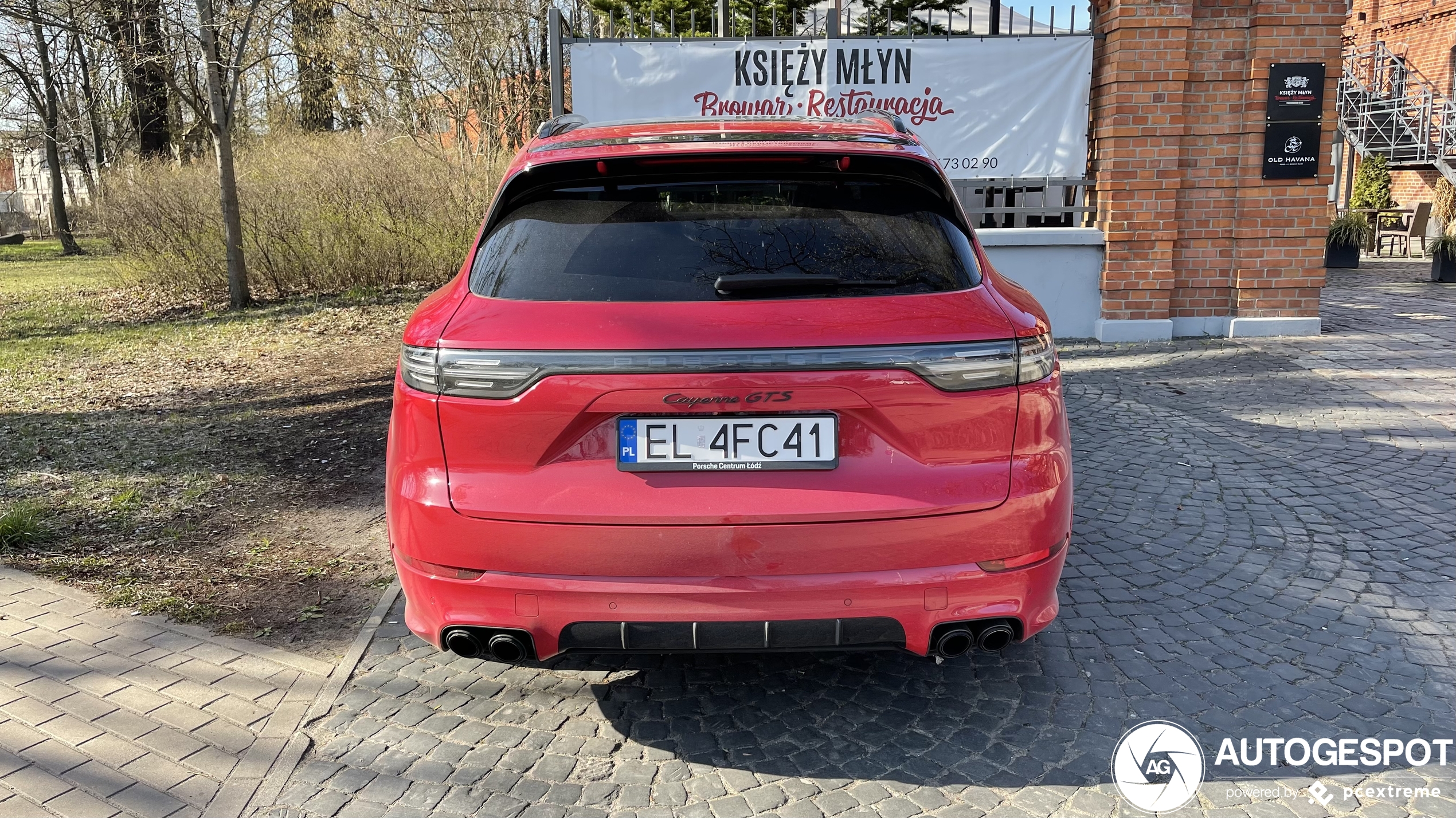 Porsche 9YA Cayenne GTS