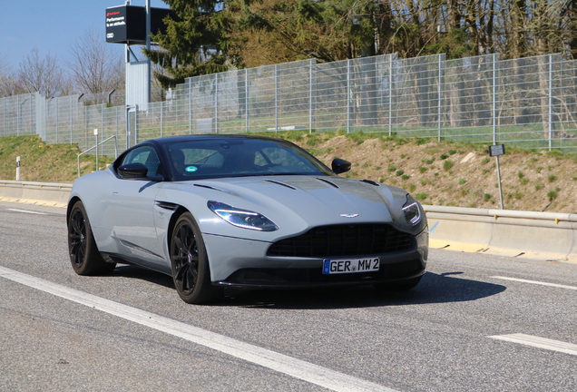 Aston Martin DB11