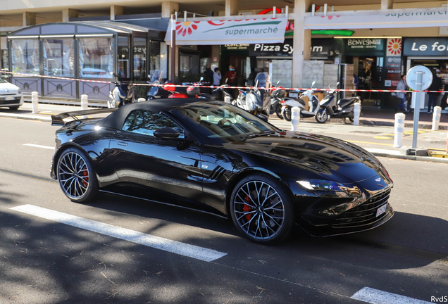 Aston Martin V8 Vantage Formula 1 Edition Roadster