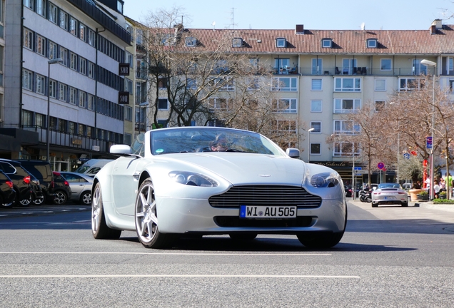 Aston Martin V8 Vantage Roadster