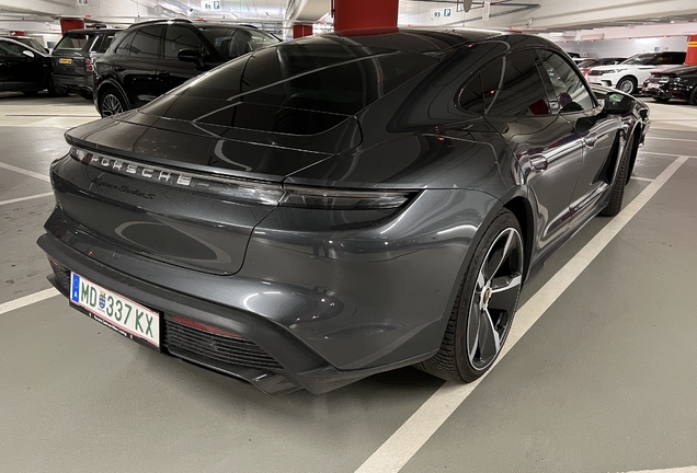 Porsche Taycan Turbo S