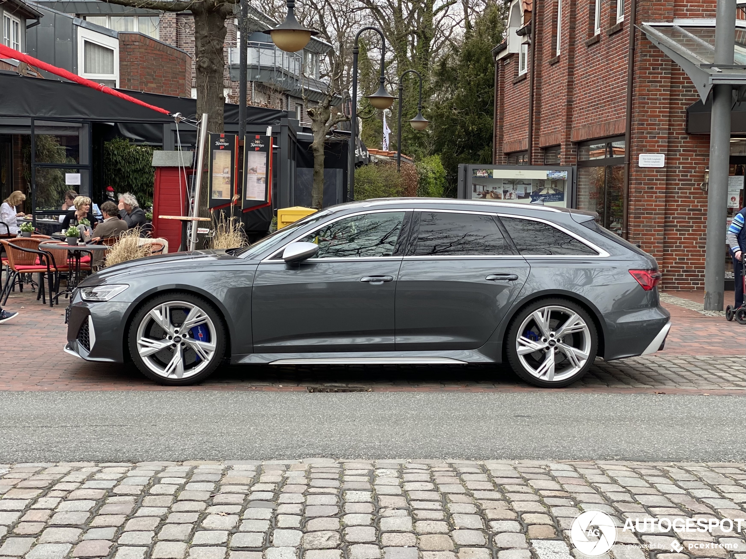 Audi RS6 Avant C8