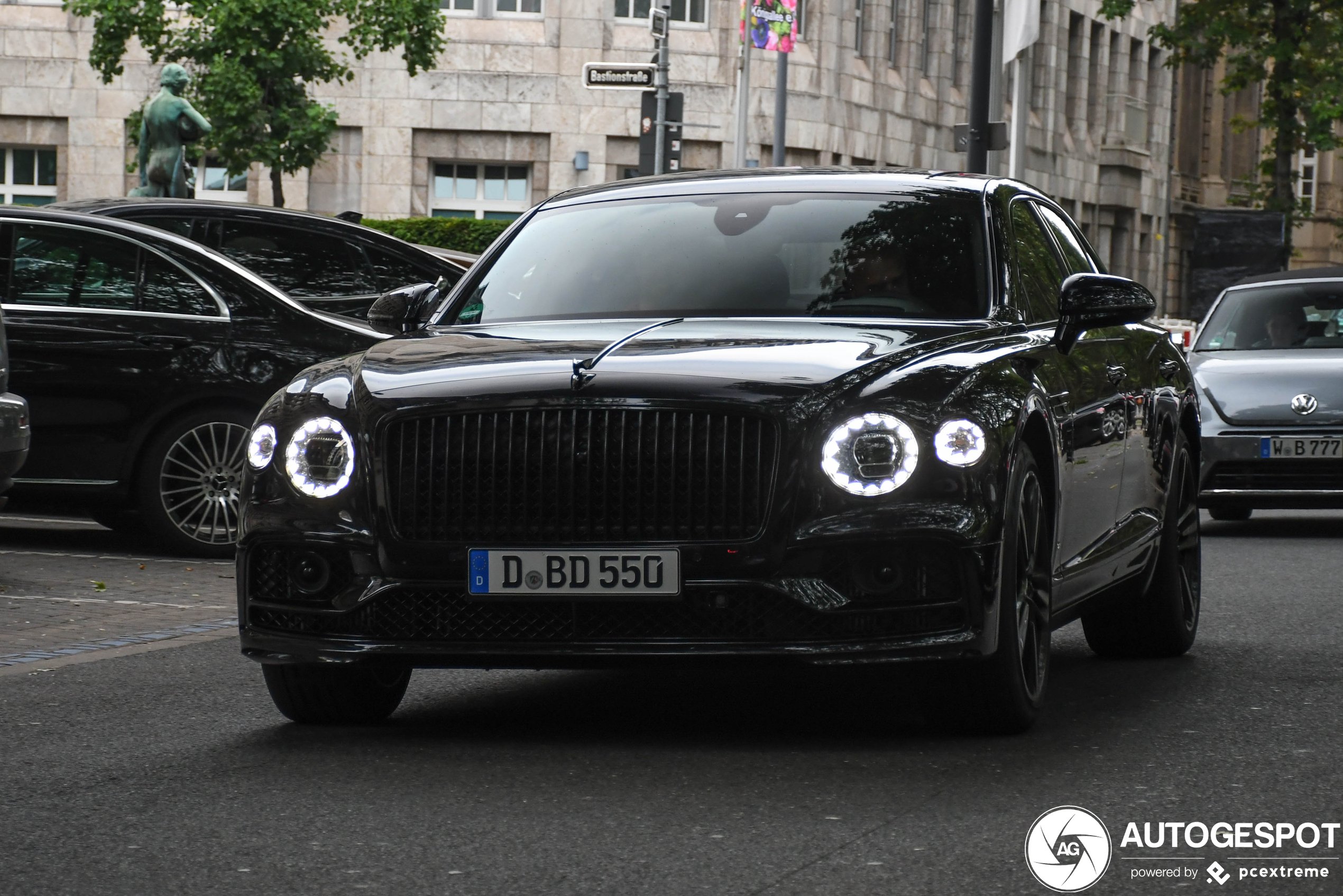 Bentley Flying Spur V8 2021 First Edition