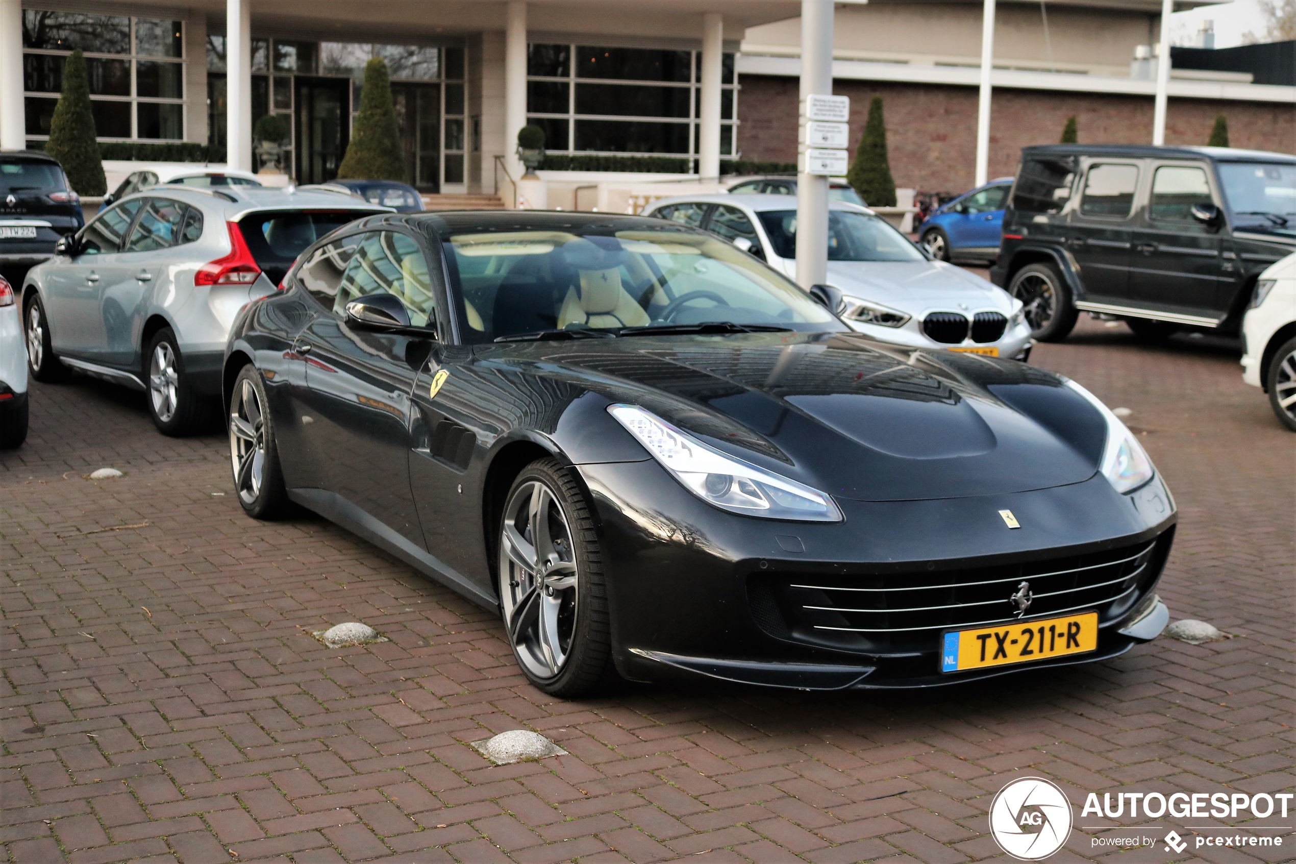 Ferrari GTC4Lusso