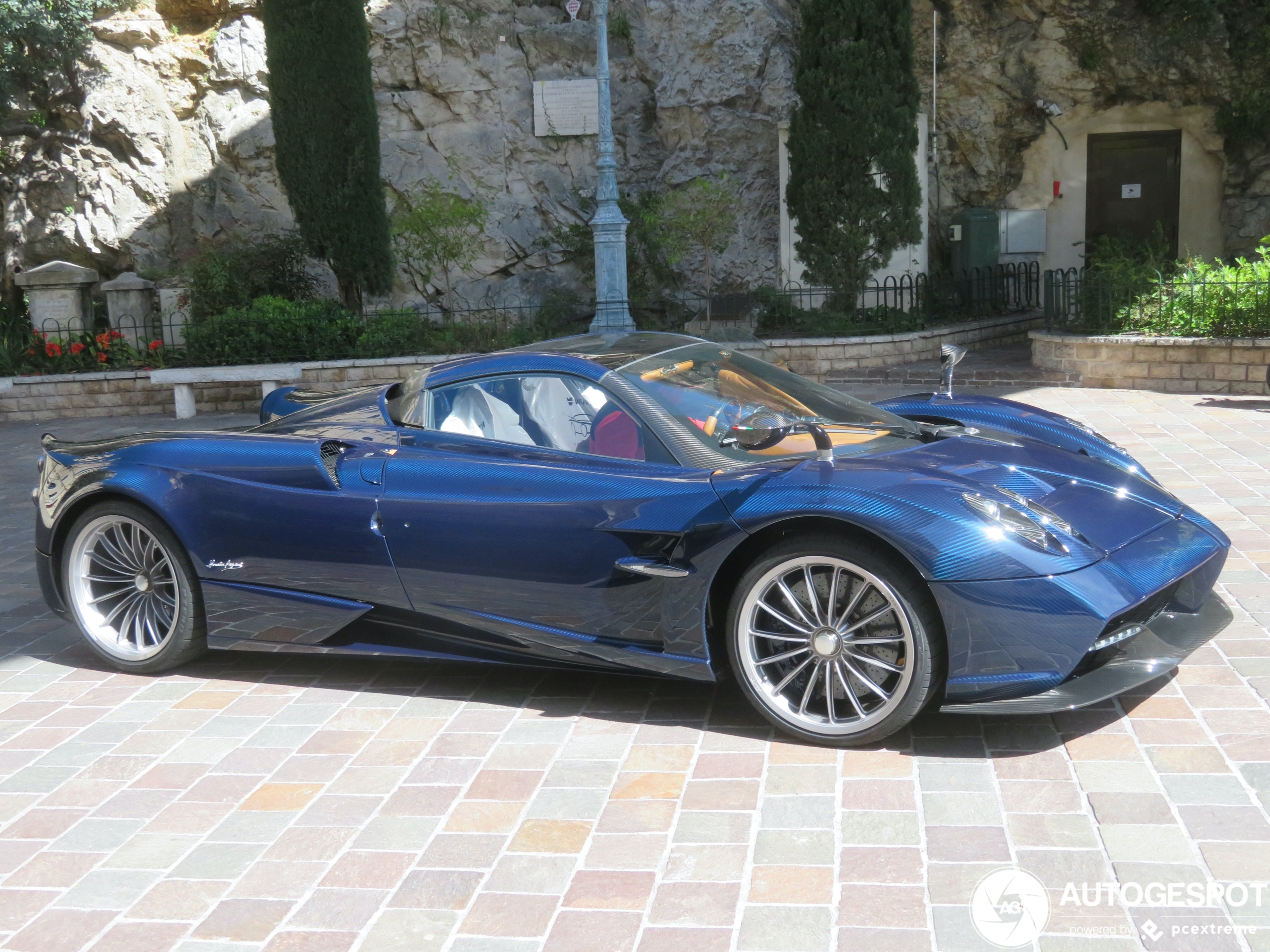 Pagani Huayra Roadster