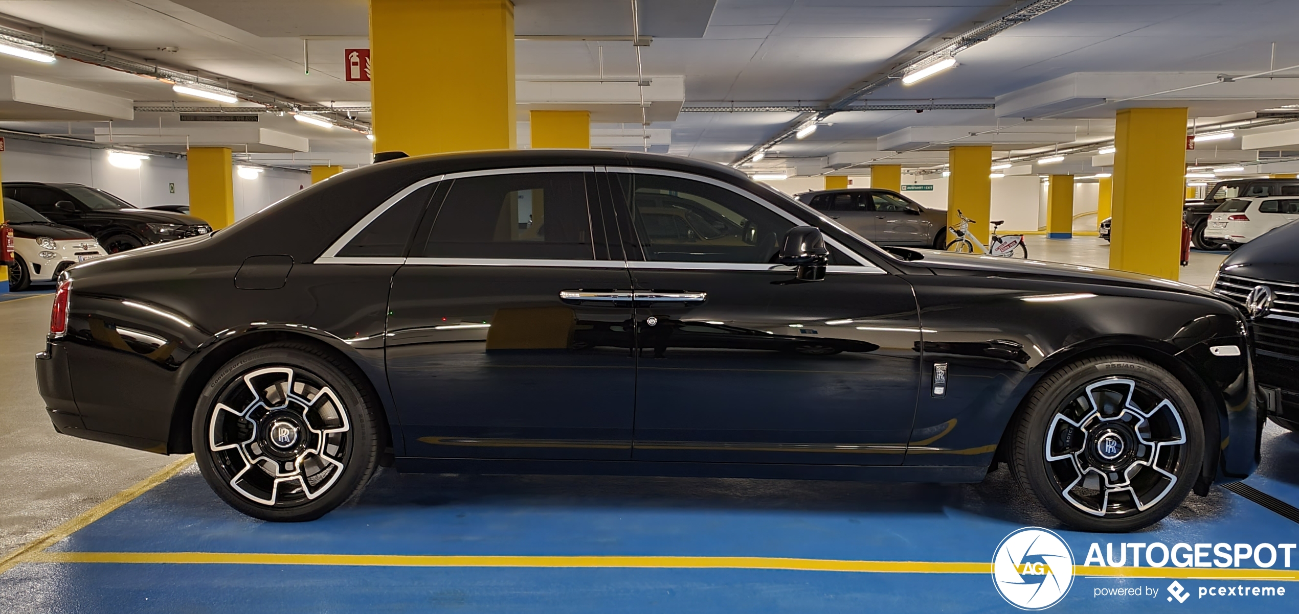 Rolls-Royce Ghost Series II Black Badge