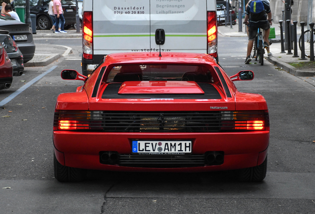 Ferrari Testarossa