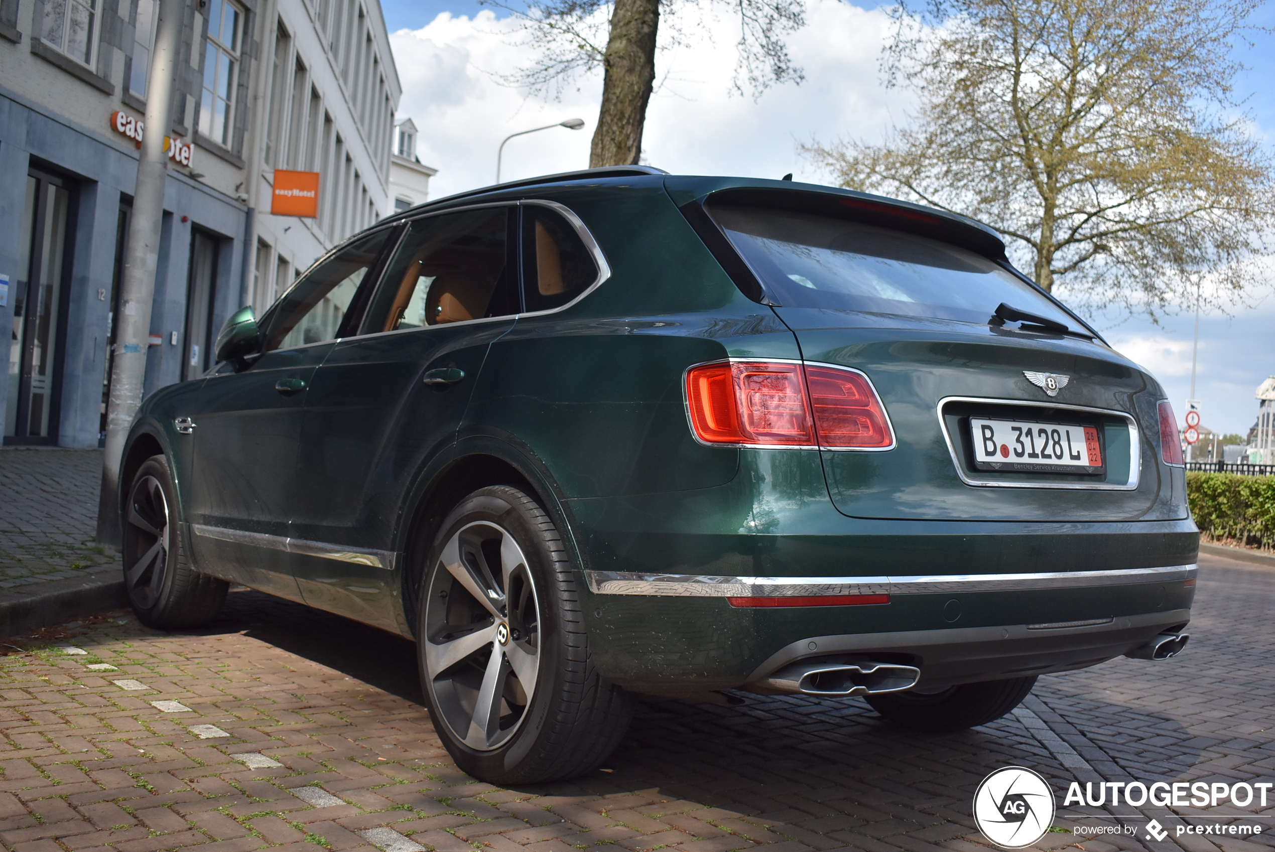 Bentley Bentayga V8