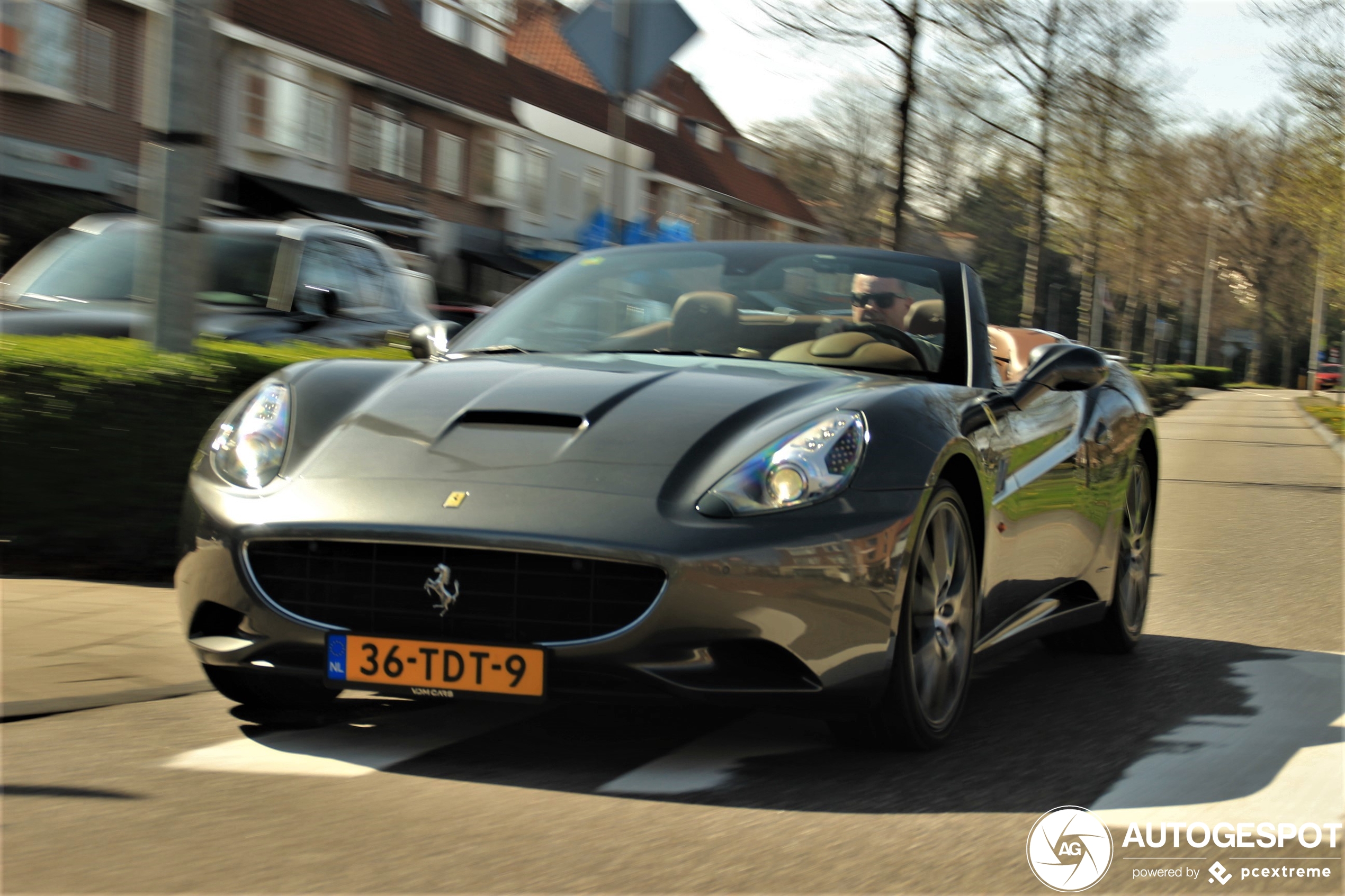 Ferrari California