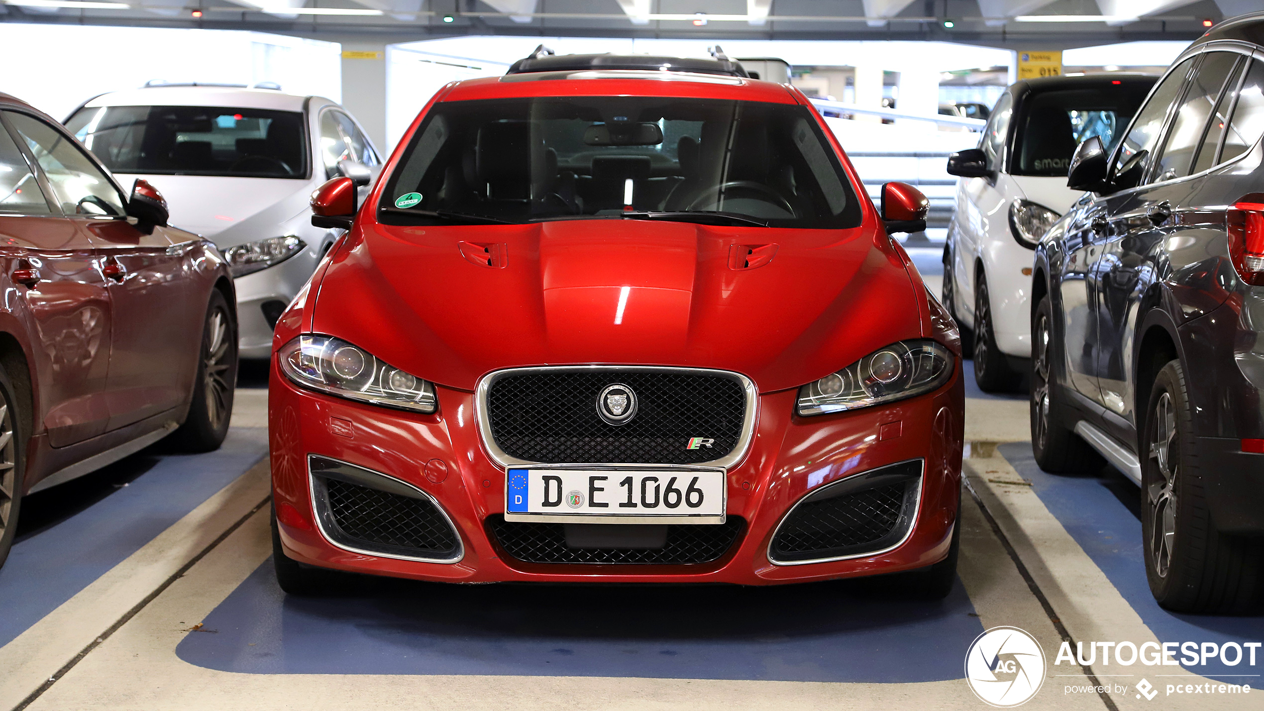 Jaguar XFR 2011