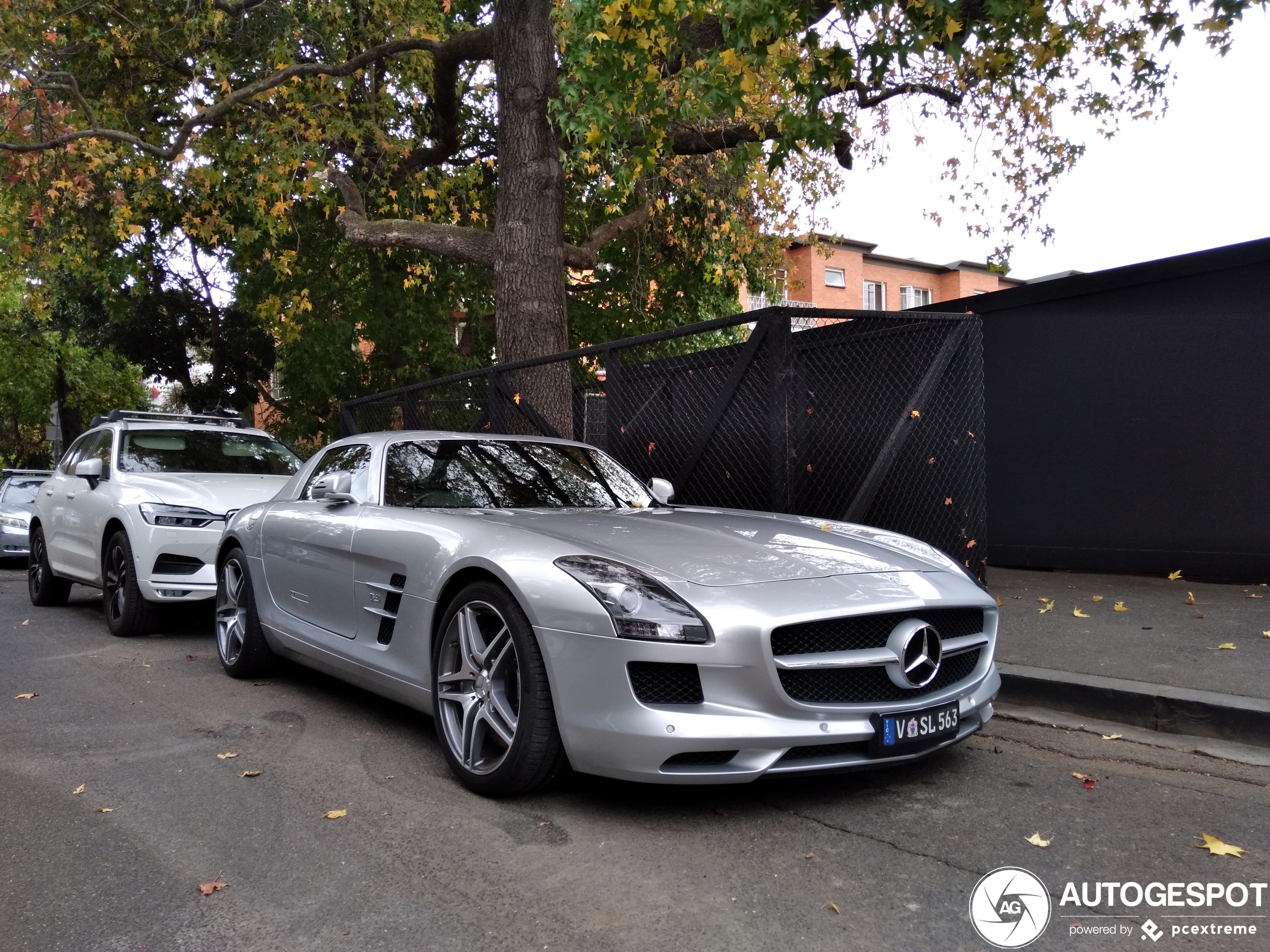 Mercedes-Benz SLS AMG