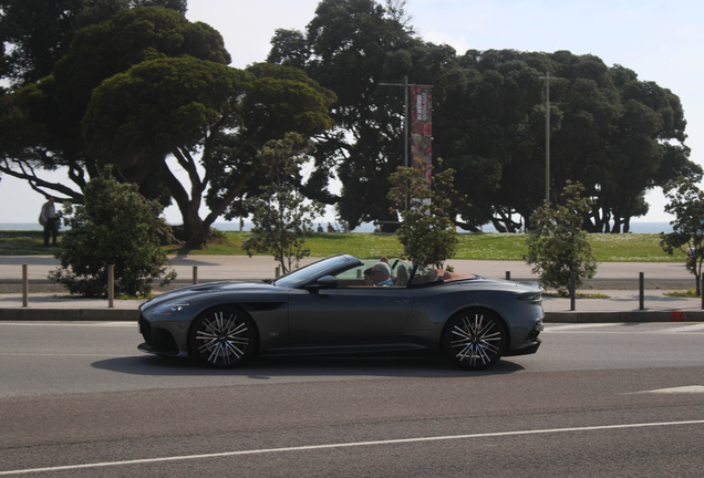 Aston Martin DBS Superleggera Volante