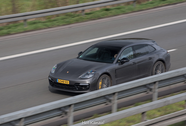 Porsche 971 Panamera Turbo S E-Hybrid Sport Turismo