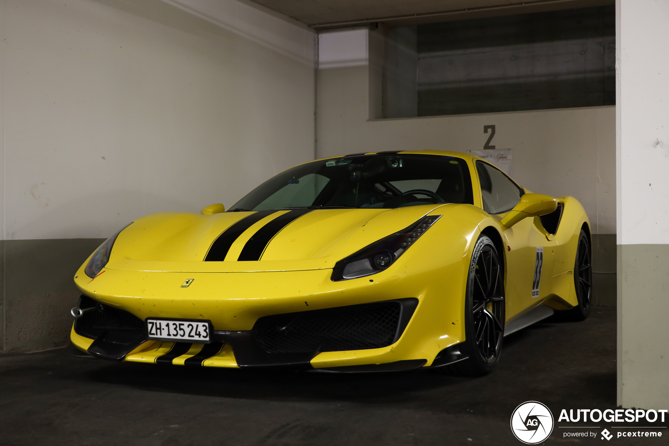 Ferrari 488 Pista