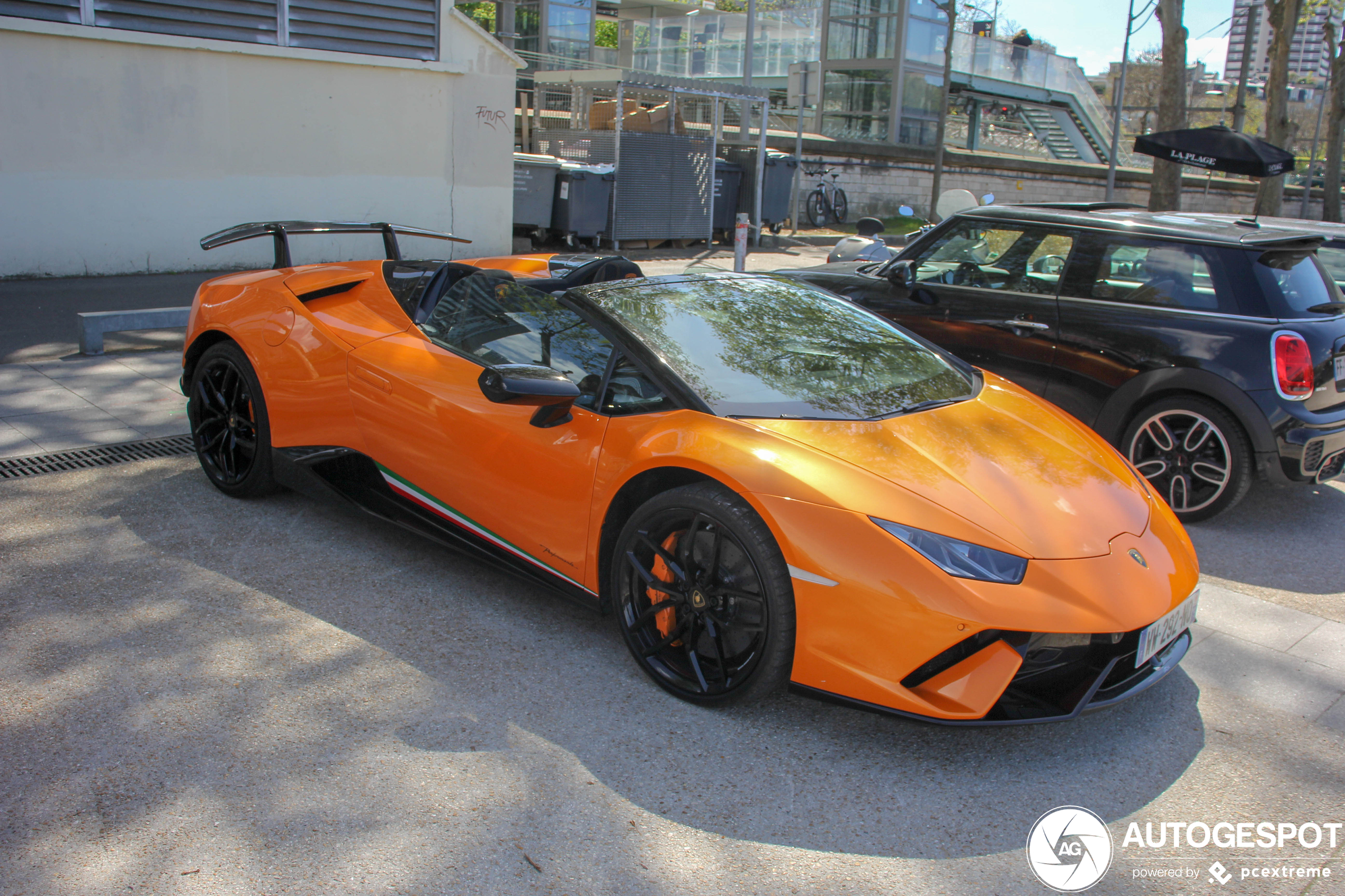 Lamborghini Huracán LP640-4 Performante Spyder