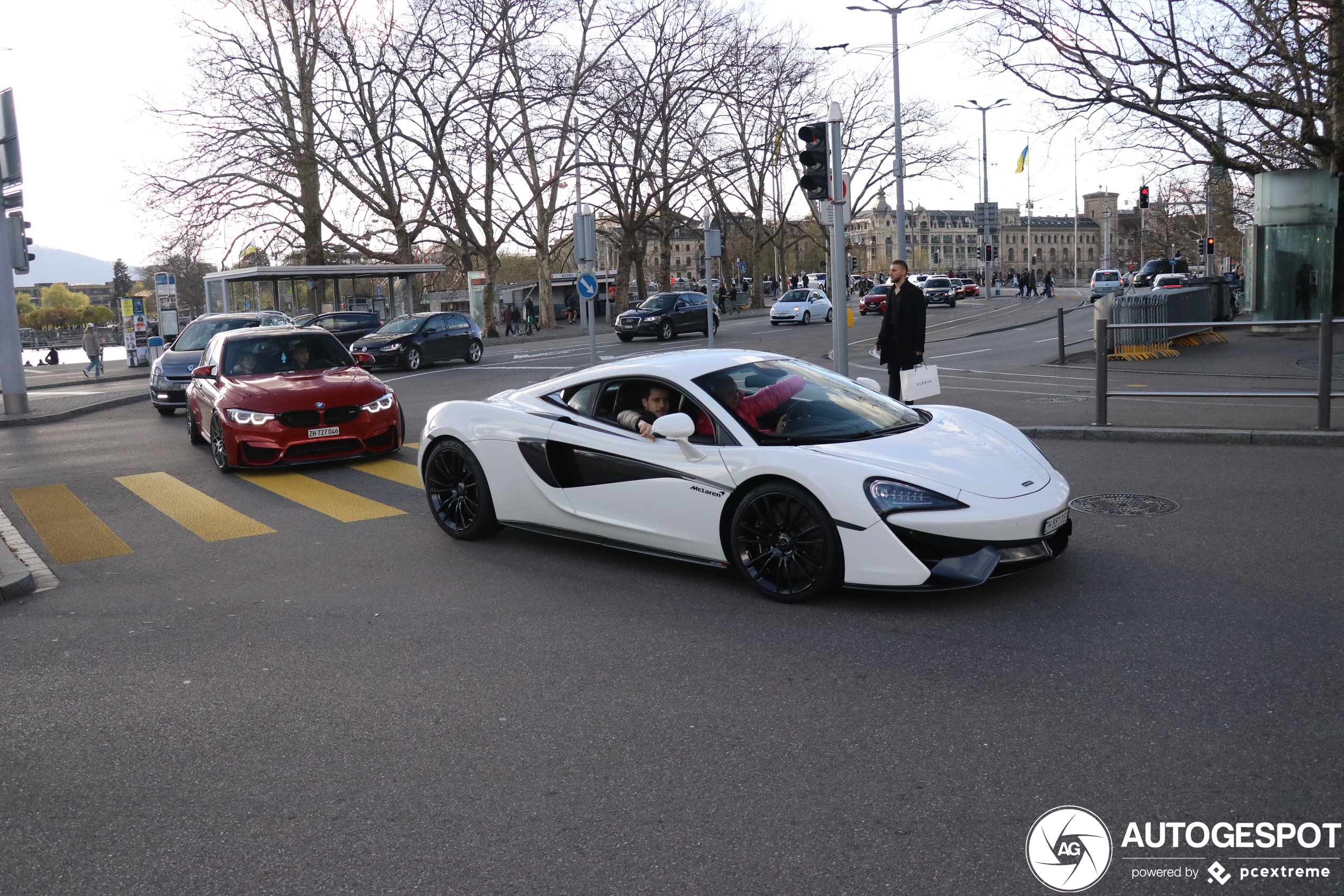 McLaren 570S