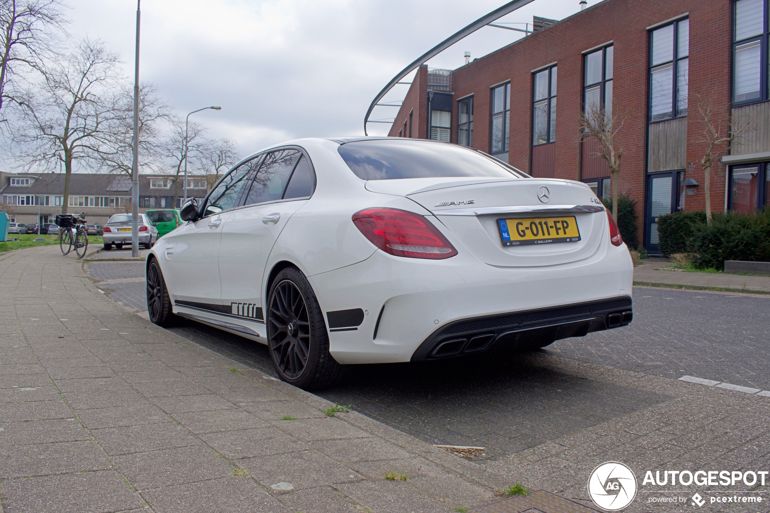 Mercedes-AMG C 63 S W205