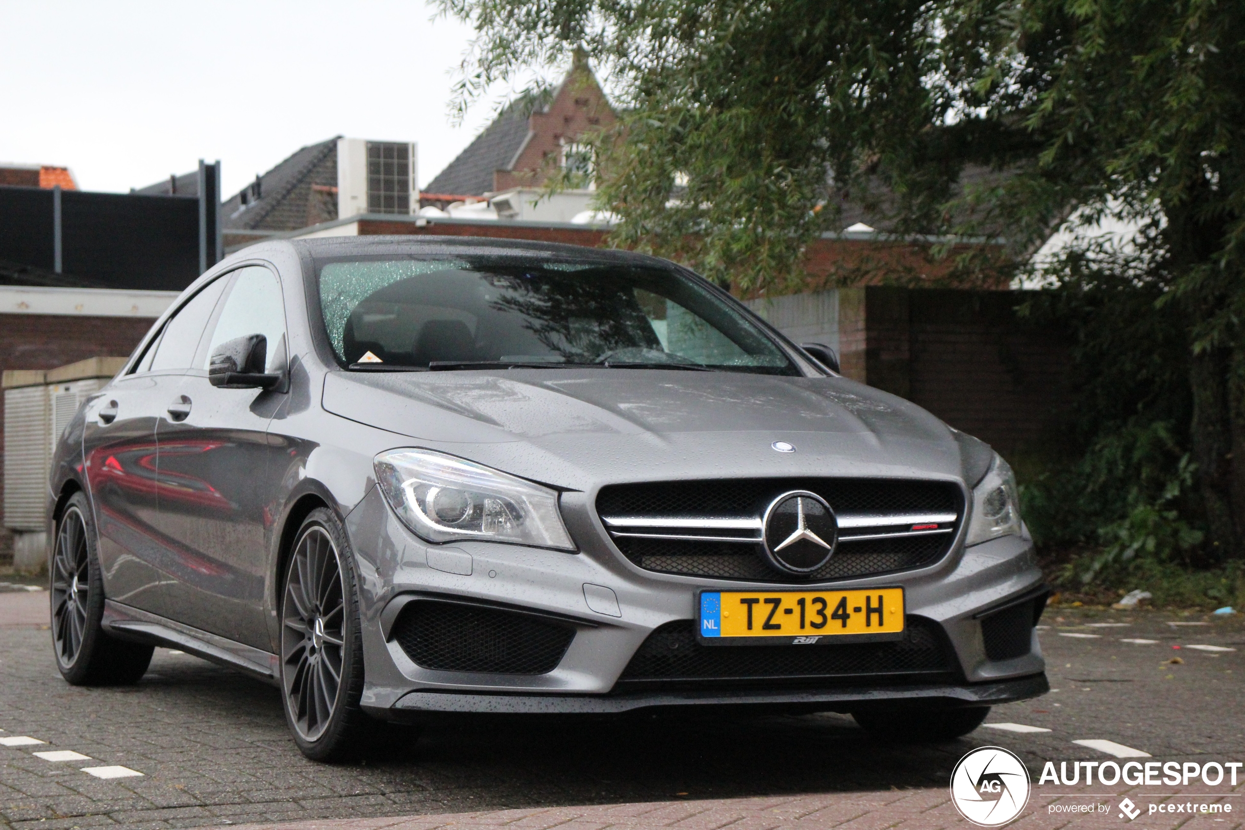 Mercedes-Benz CLA 45 AMG C117