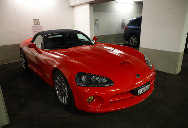 Dodge Viper SRT-10 Roadster 2003