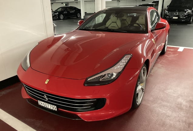 Ferrari GTC4Lusso