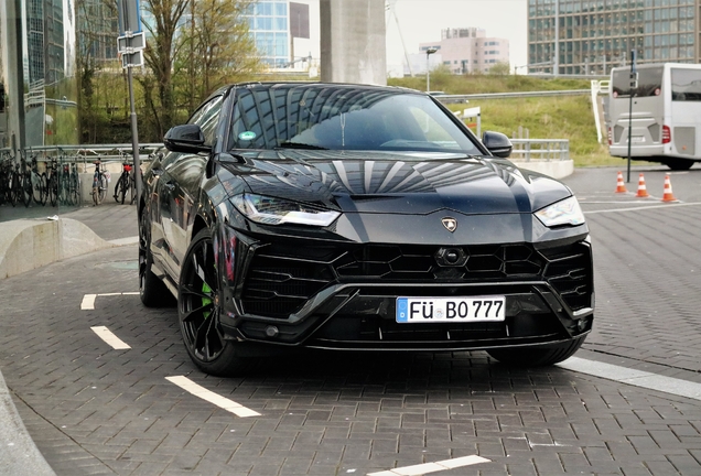 Lamborghini Urus