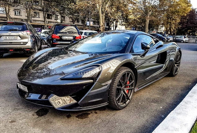 McLaren 570S