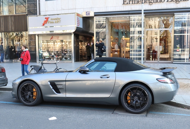 Mercedes-Benz SLS AMG GT Roadster Final Edition