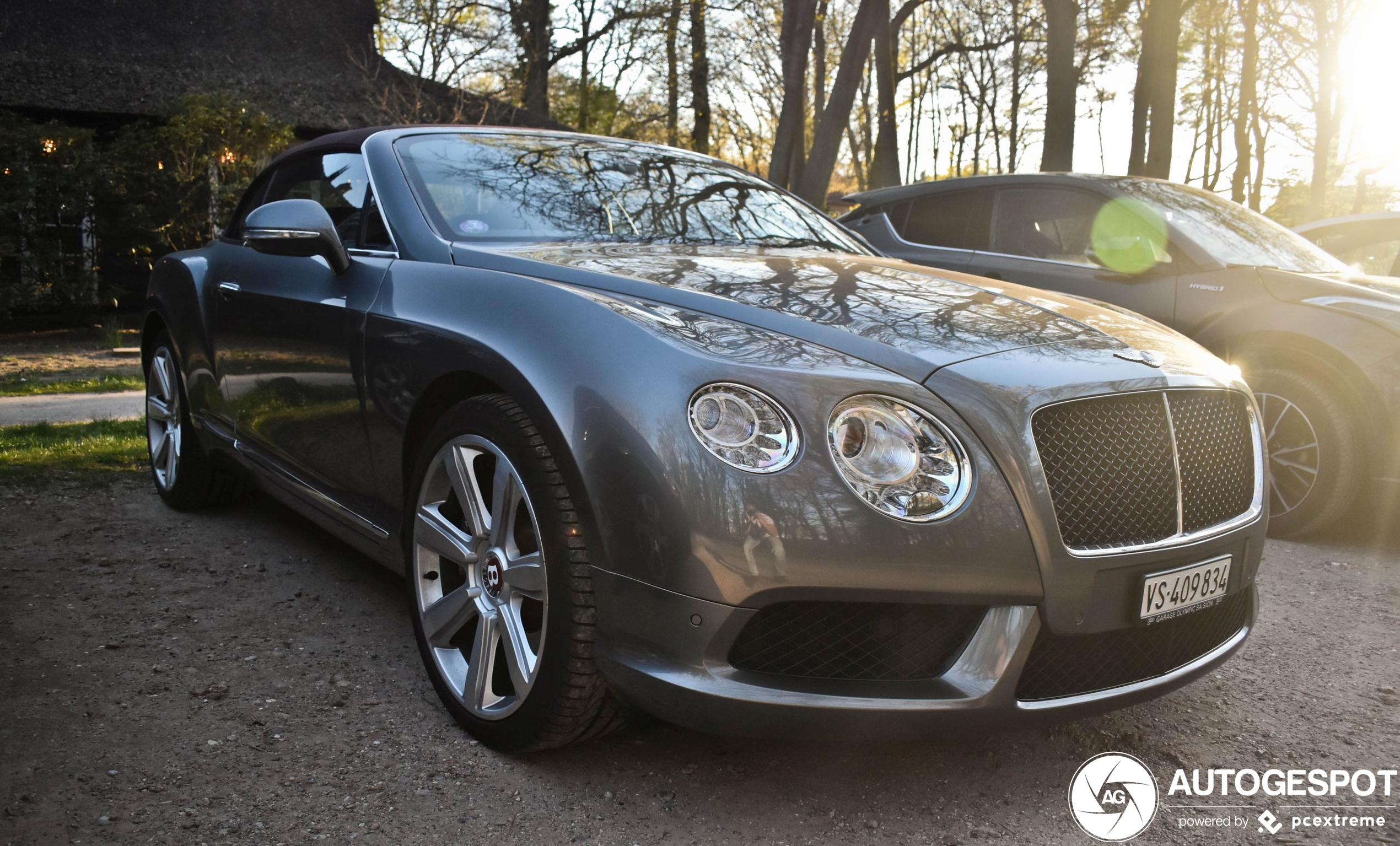 Bentley Continental GTC V8