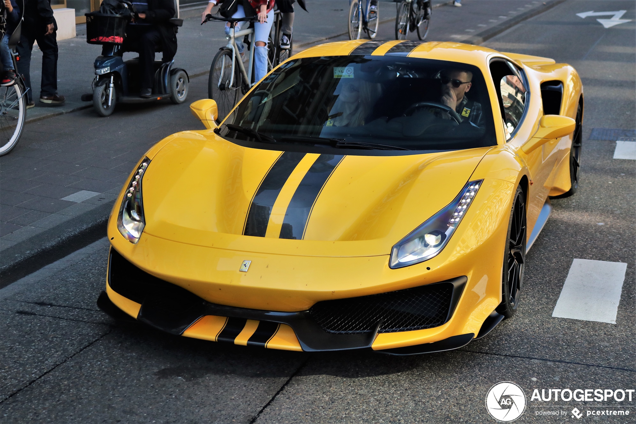 Ferrari 488 Pista