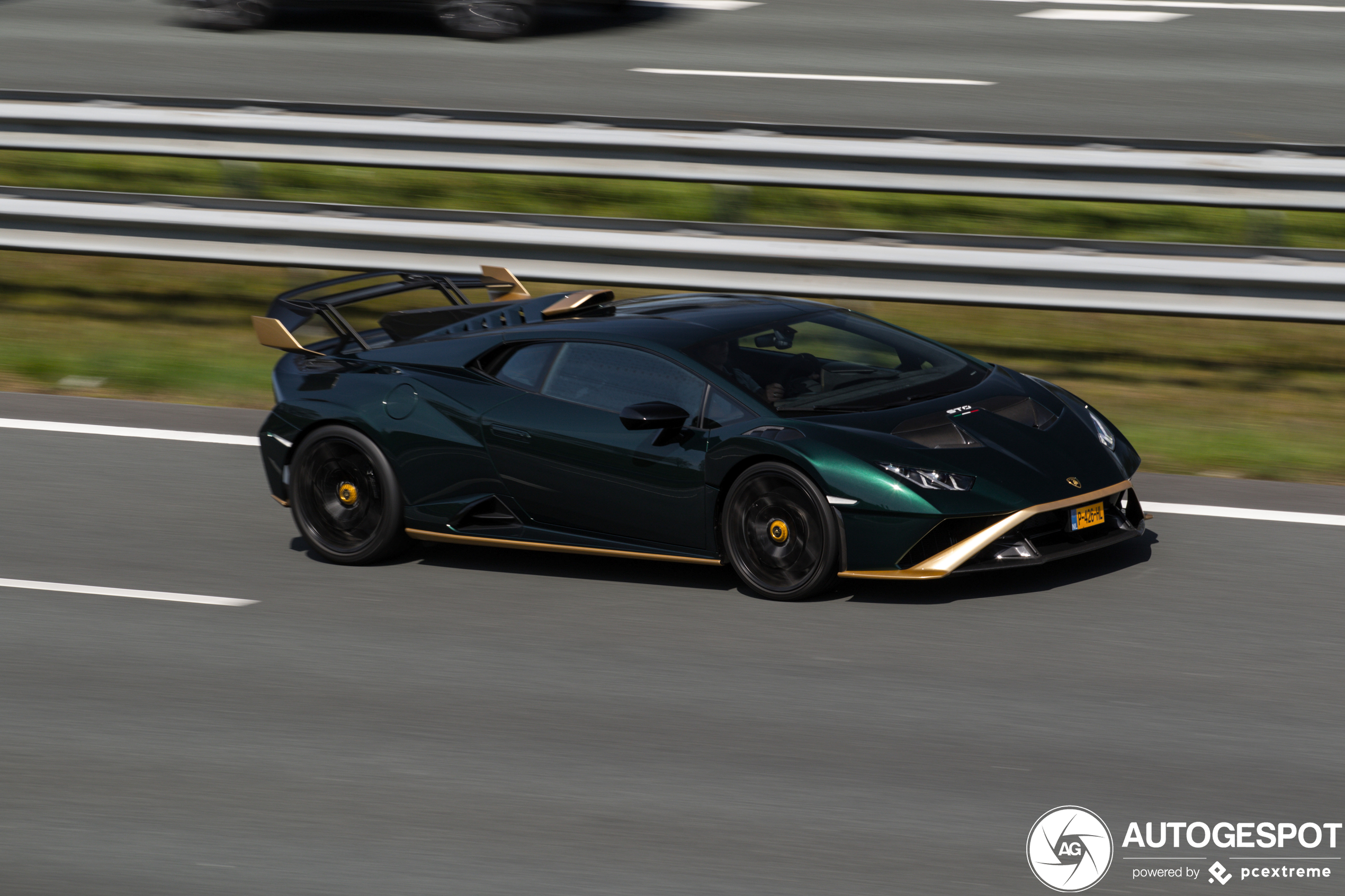 Lamborghini Huracán LP640-2 STO