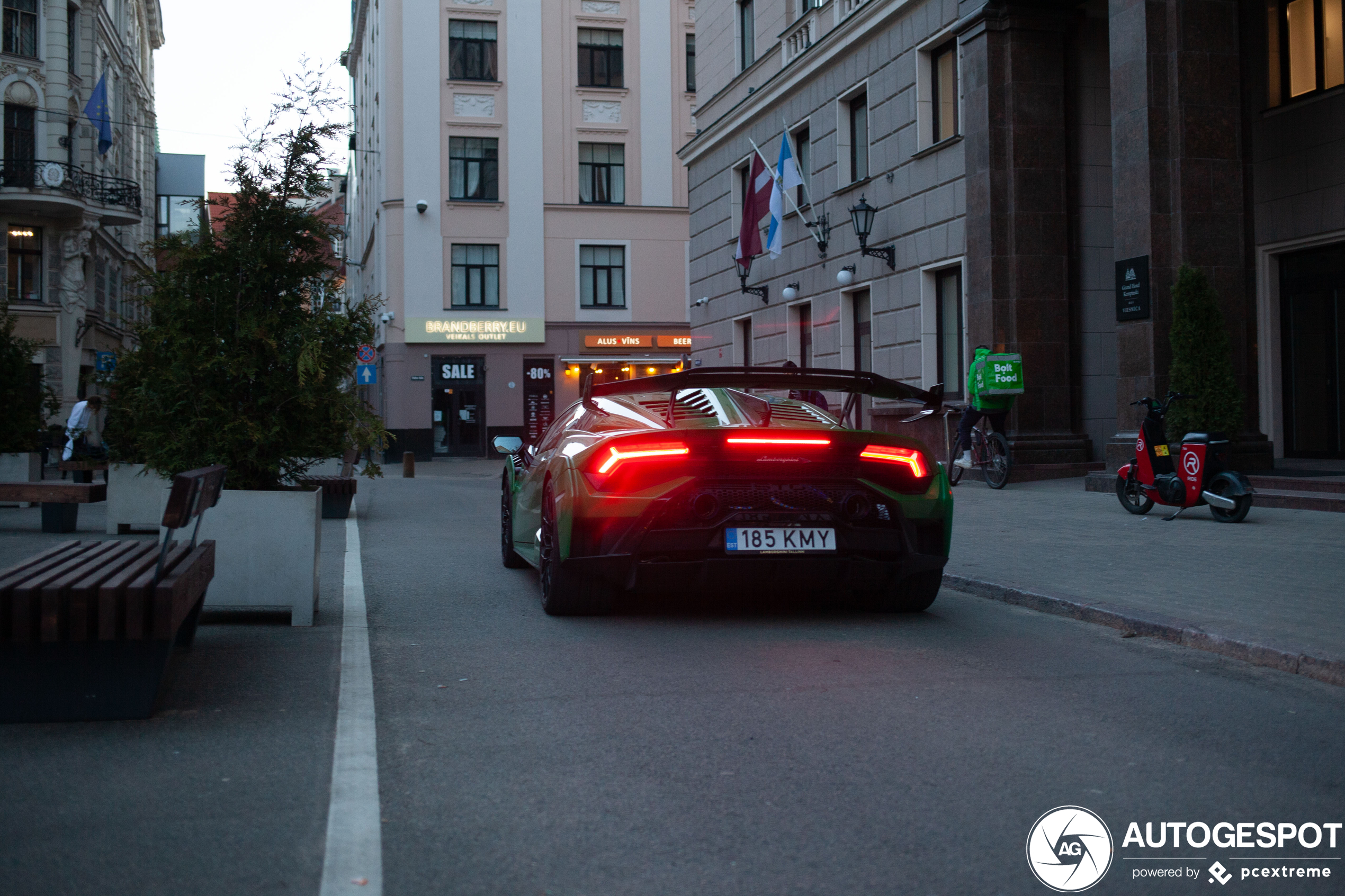 Lamborghini Huracán LP640-2 STO is in trek